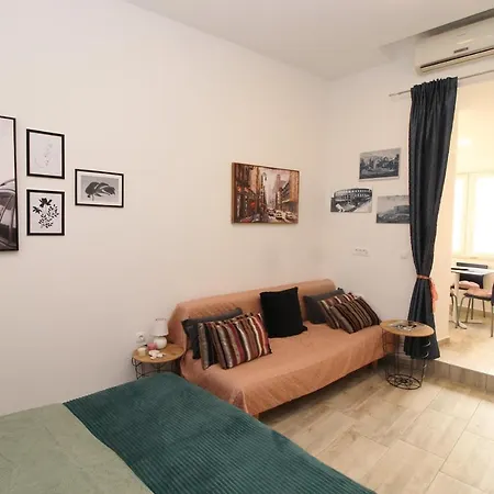 Apartment Giardini Center Pula