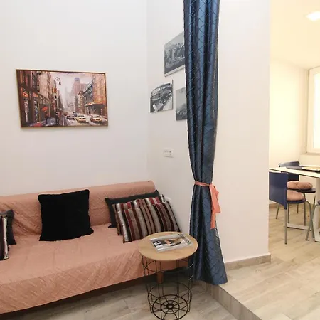 Apartment Giardini Center Pula