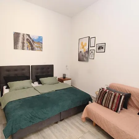 Giardini Center Апартаменты *